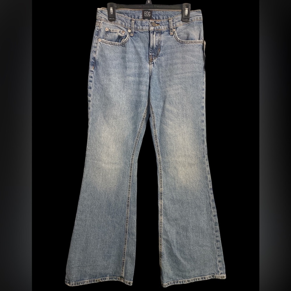 BDG URBAN OUTFITTERS NWT BOOTCUT DENIM 28